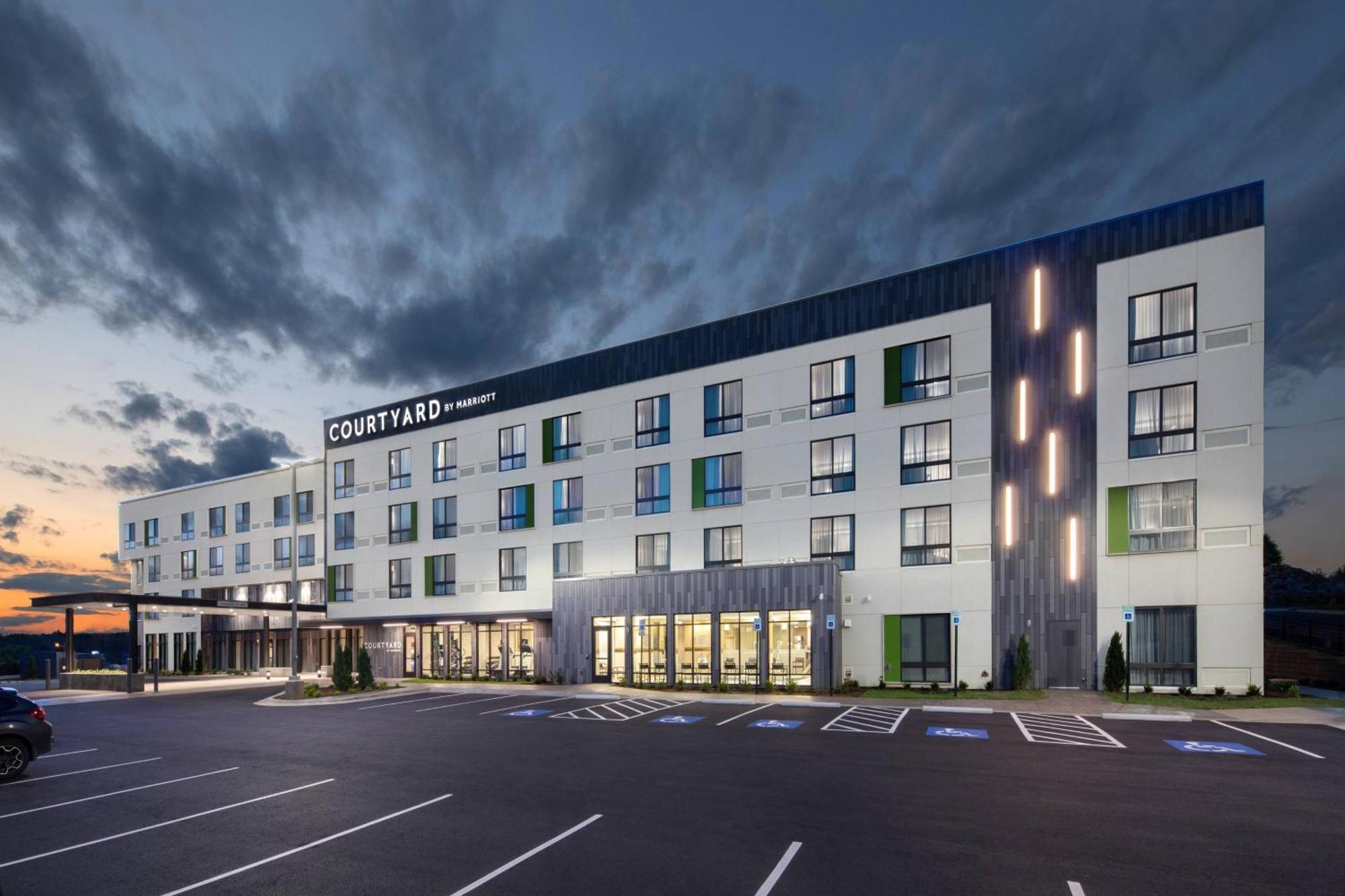 Courtyard By Marriott Russellville Ngoại thất bức ảnh
